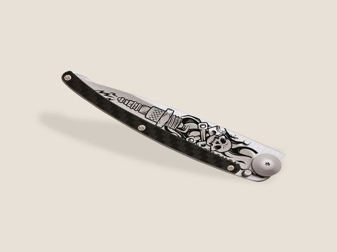 Deejo Serrated 37g, Carbon fiber / Biker