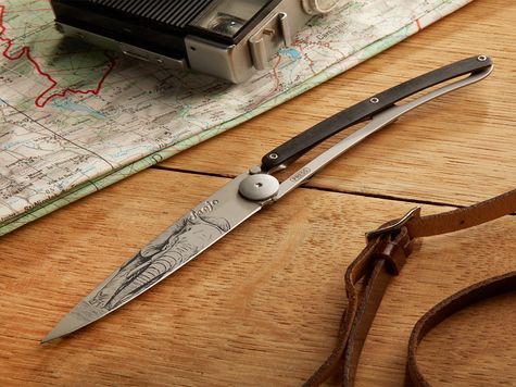 Deejo 37g, Ebony Wood / Elephant