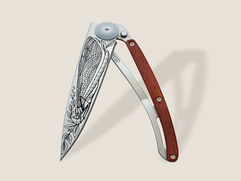 Deejo 37g, Coral wood / Dragonfly