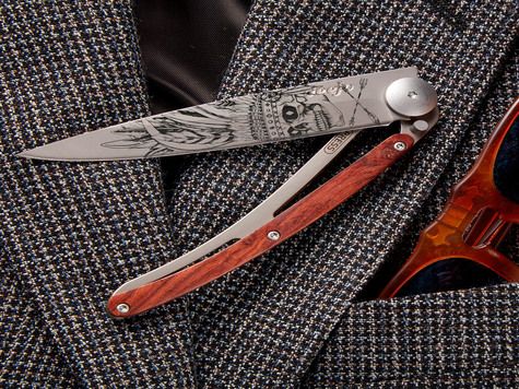 Deejo 37g, coralwood / Indian Skull