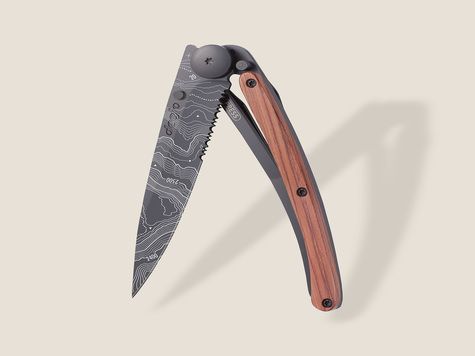 Deejo Serrated 37g, Negro, Palo rojo / Topografia