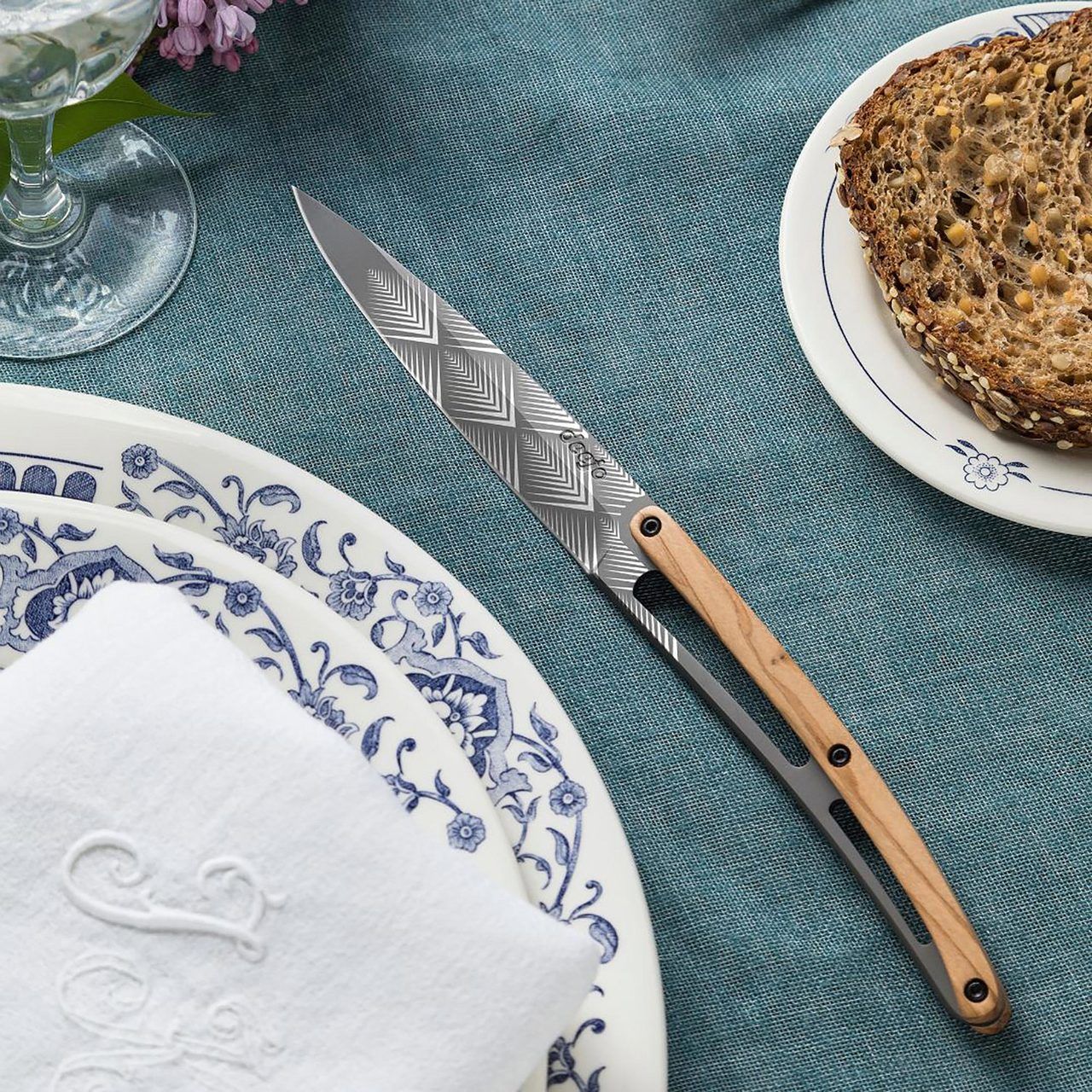 6 Deejo Steak Knives, Olive Wood