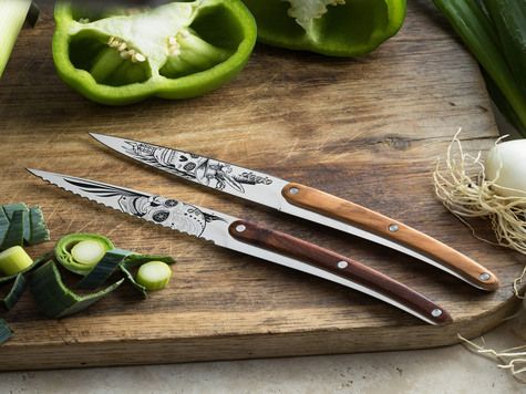 2 Deejo paring knives, Olive and Coral wood / Dandy and Latino