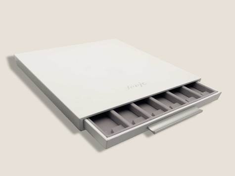 Storage box for 6 Deejo table knives