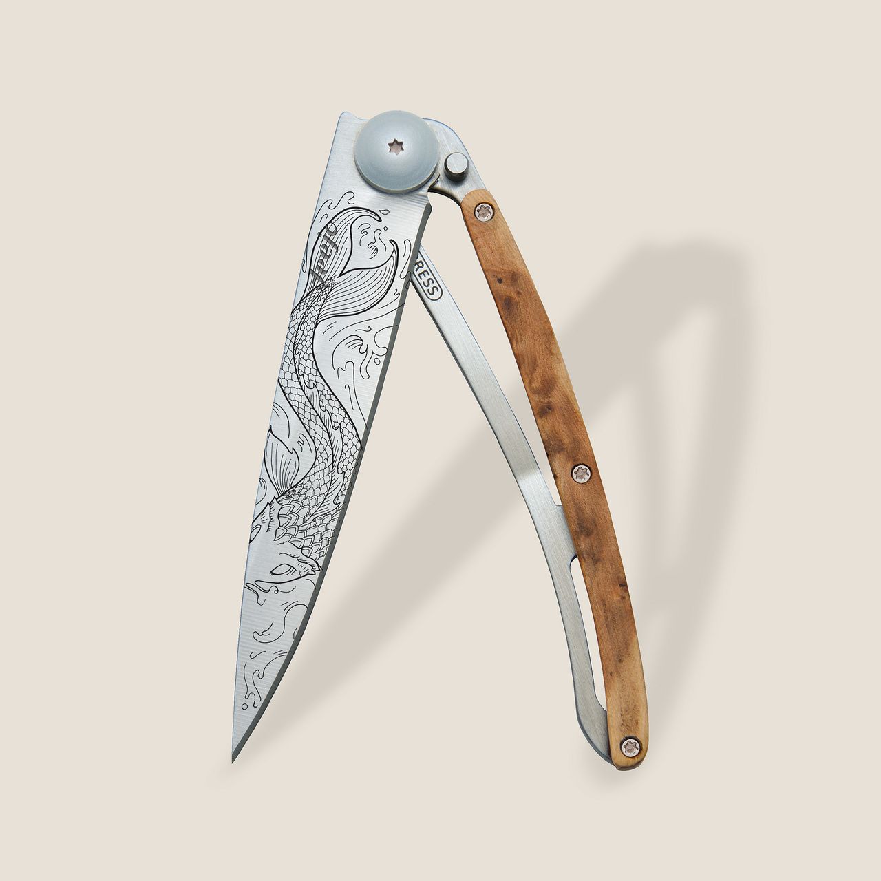 Deejo 37g, Juniper wood / Fish - 37 GR (Standard) - POCKET KNIVES