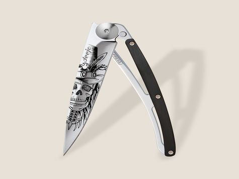 Deejo 37g, Ebony wood / Dandy Skull