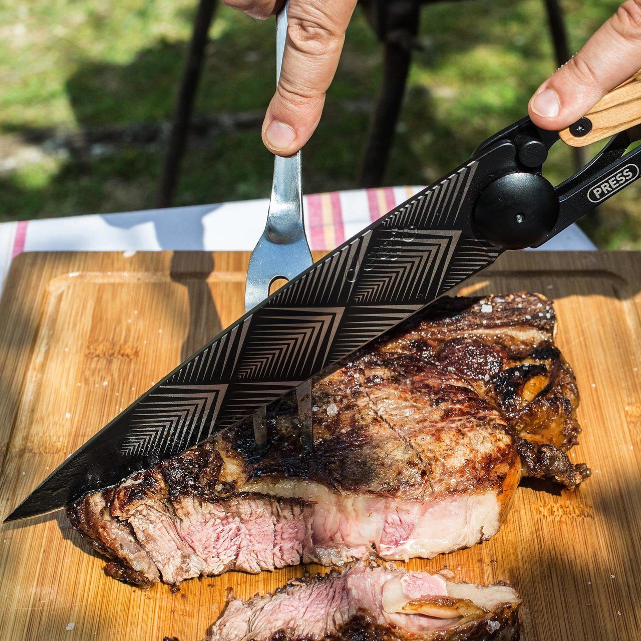 The Best Cutting Board for Meat - Hardwood Artistry