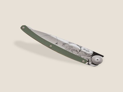 Deejo 37g, Green khaki aluminum / Trout