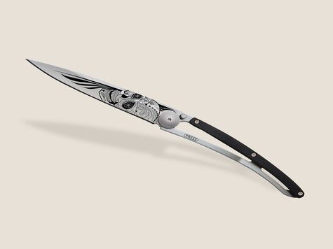 Deejo 37g, Ebony / Latino skull