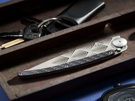 Deejo 37g, Carbon Fiber / Art Déco