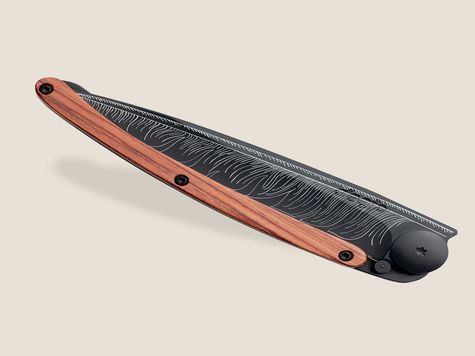 Deejo 37g, Coral wood / Feather