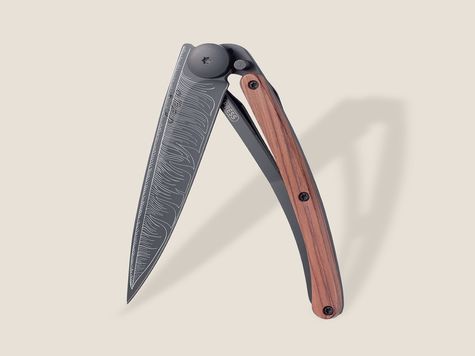 Deejo 37g, Coral wood / Feather